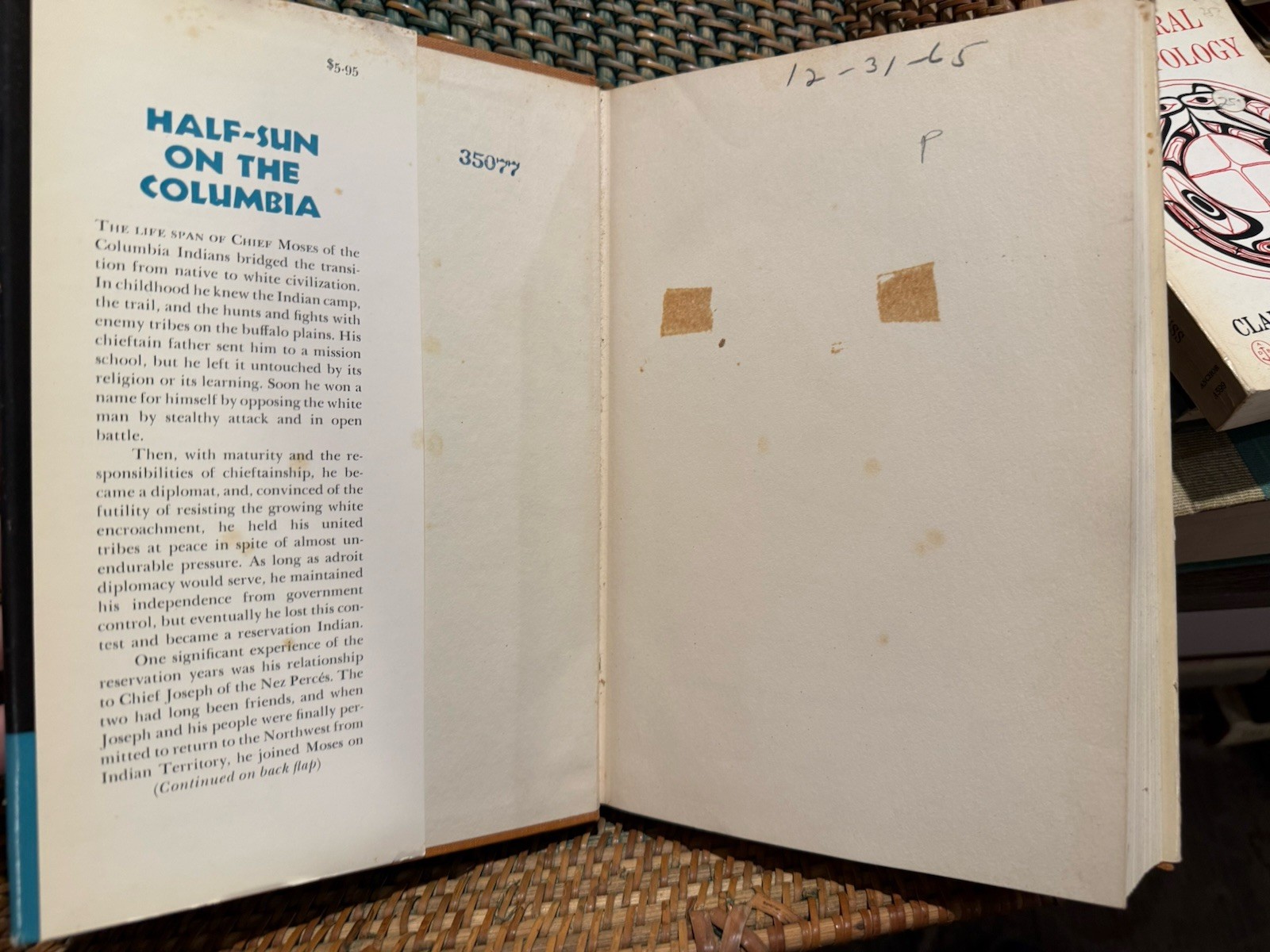 Half-Sun on the Columbia A Biography of Chief Moses 1966 : Robert H. Ruby