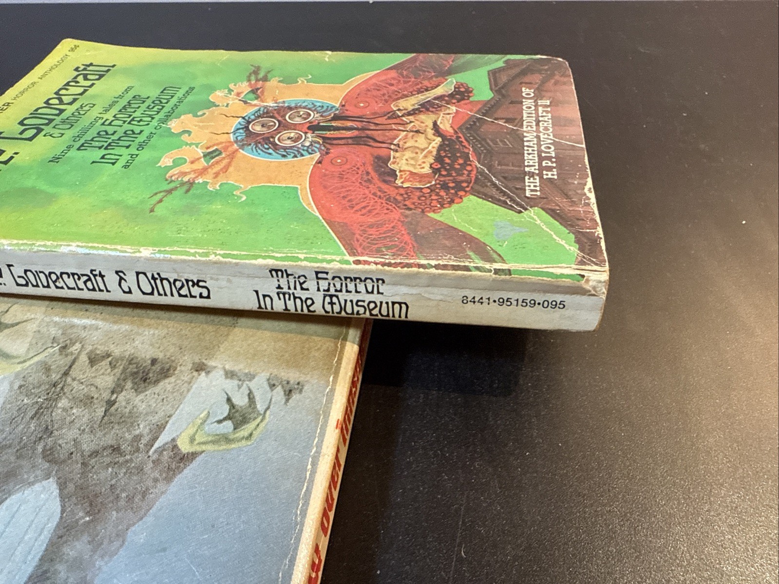 The Shadow Over Innsmouth and Horror In The Museum by H P Lovecraft PB 1971