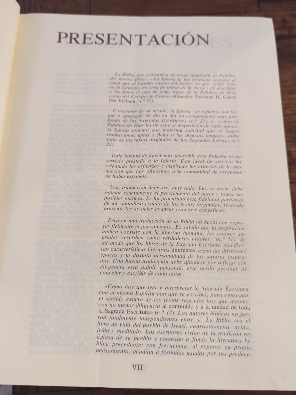 Vintage Bible-Bible Of Jerusalem, Illustrated by Gustave Doré – Volume One. 1999