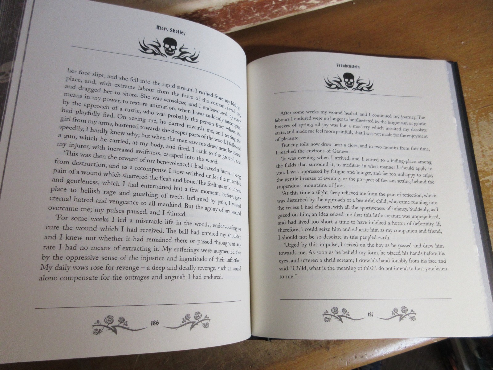 FRANKENSTEIN OR THE MODERN PROMETHEUS Book MARY SHELLEY HORROR SPRAYED EDGES ++