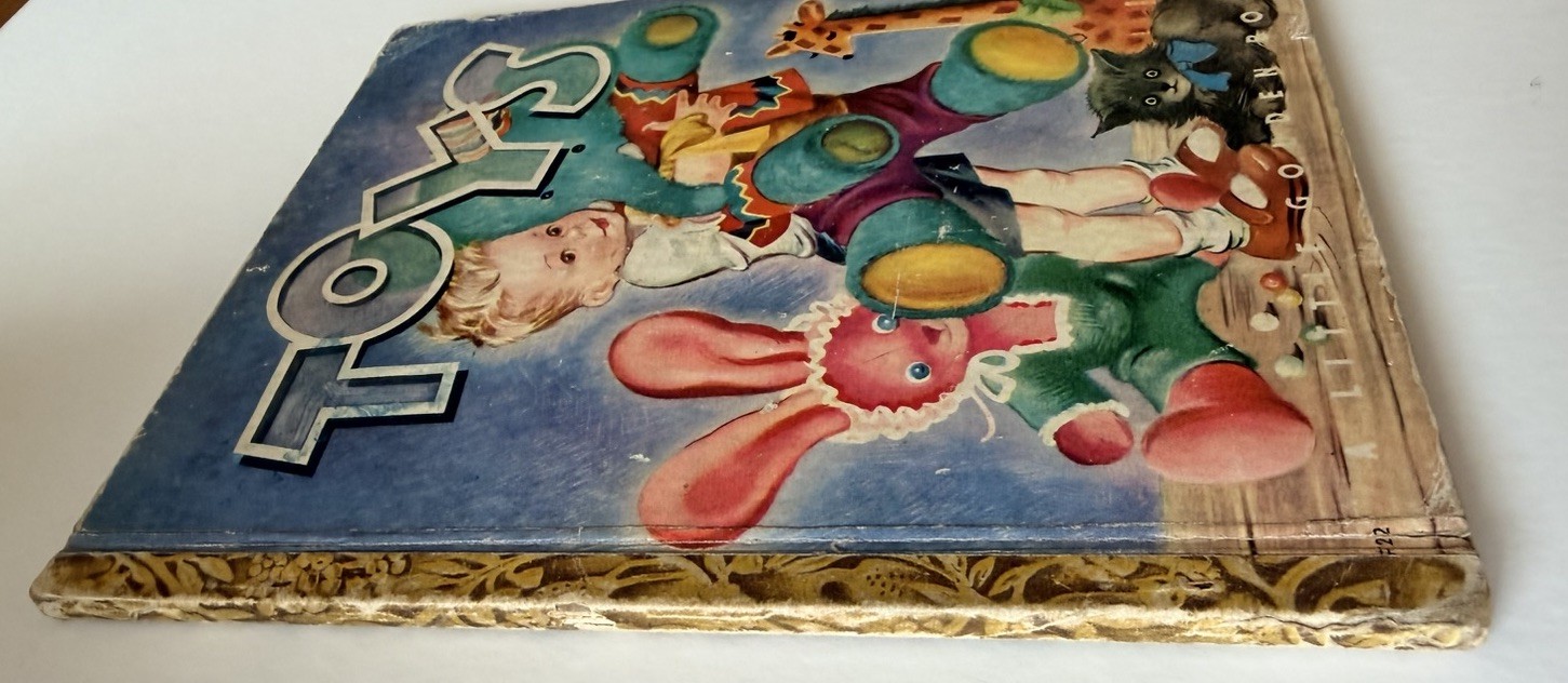 TOYS 1945 1st Edition Little Golden Book #22 Rare Gold Binding Simon & Schuster