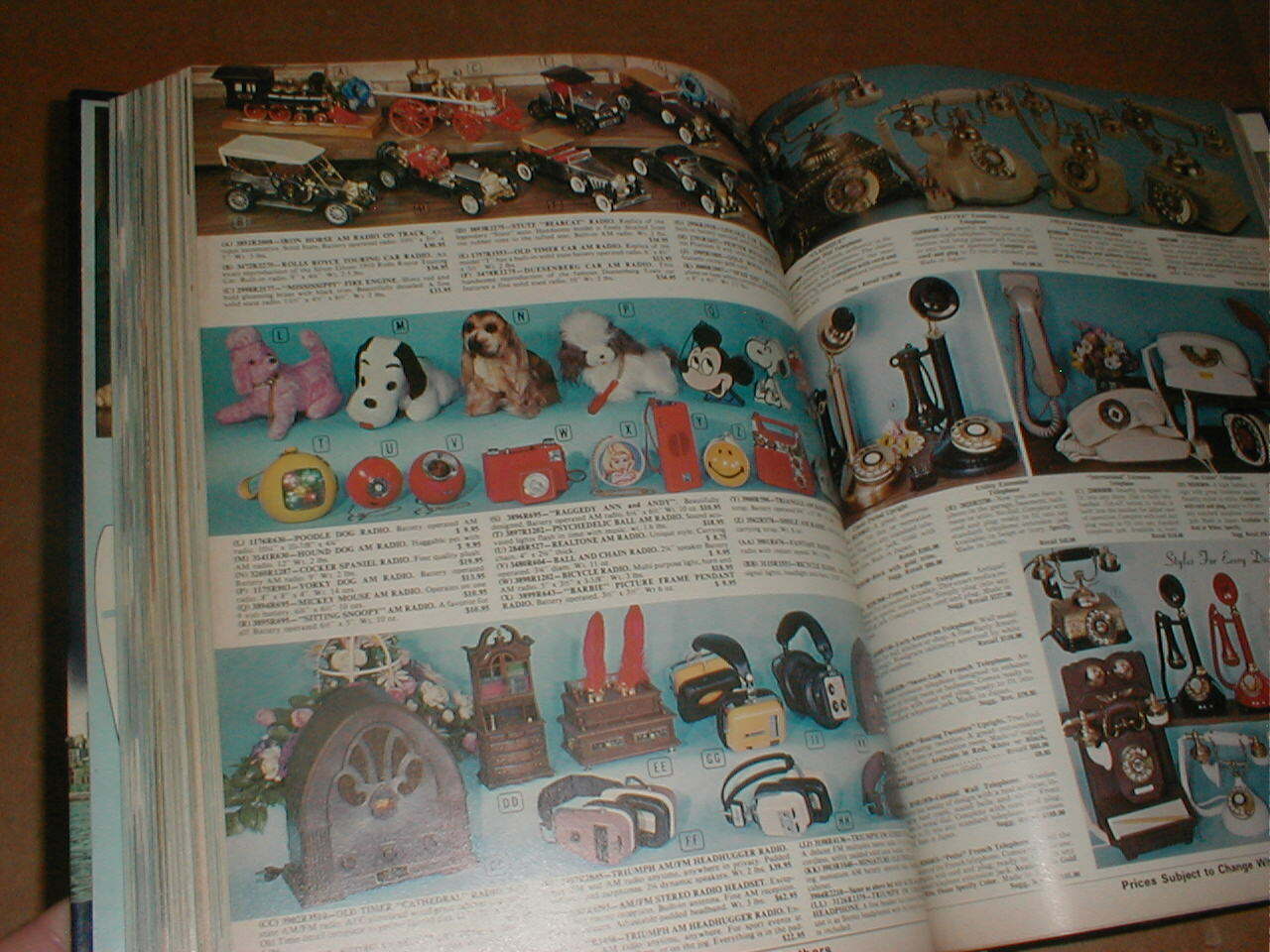 VTG 1975 Bennett Blue Book of Quality Merchandise Guide Gift Catalog Magazine