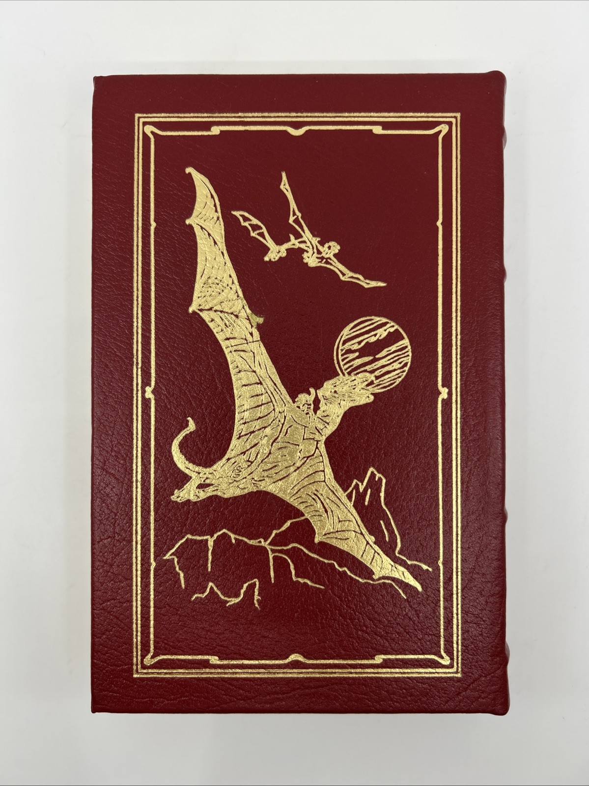 EASTON PRESS Dragonflight Anne McCaffrey SIGNED Leather Masterpieces Sci-Fi