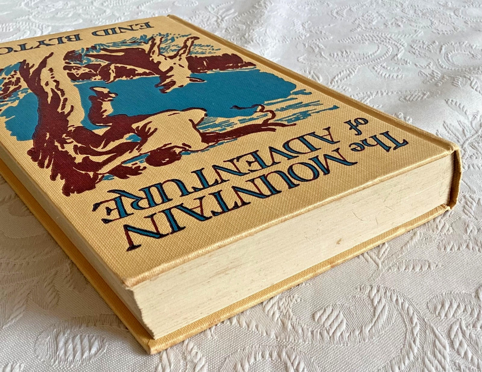 The Mountain of Adventure by Enid Blayton 1964 with Dustjacket, clean pages