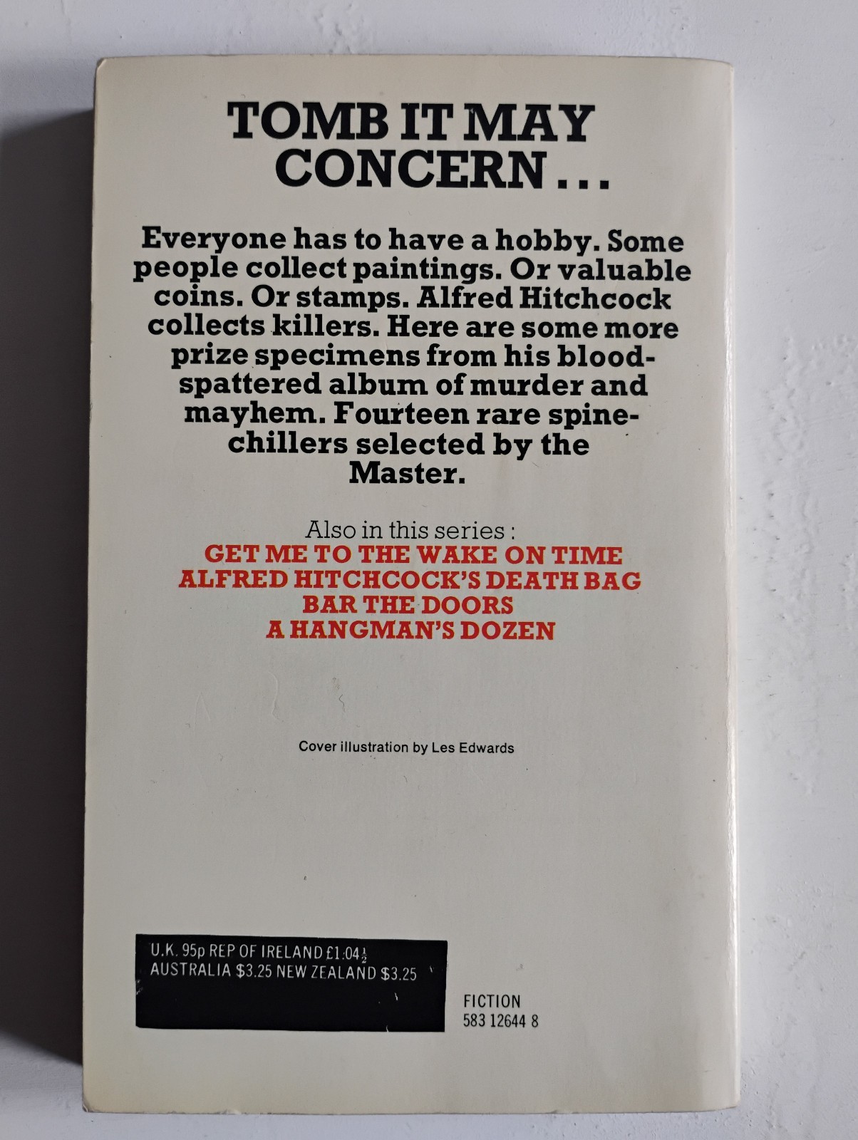 Alfred Hitchcock`s Grave Business – 1977 Mayflower Paperback Mystery Thrillers