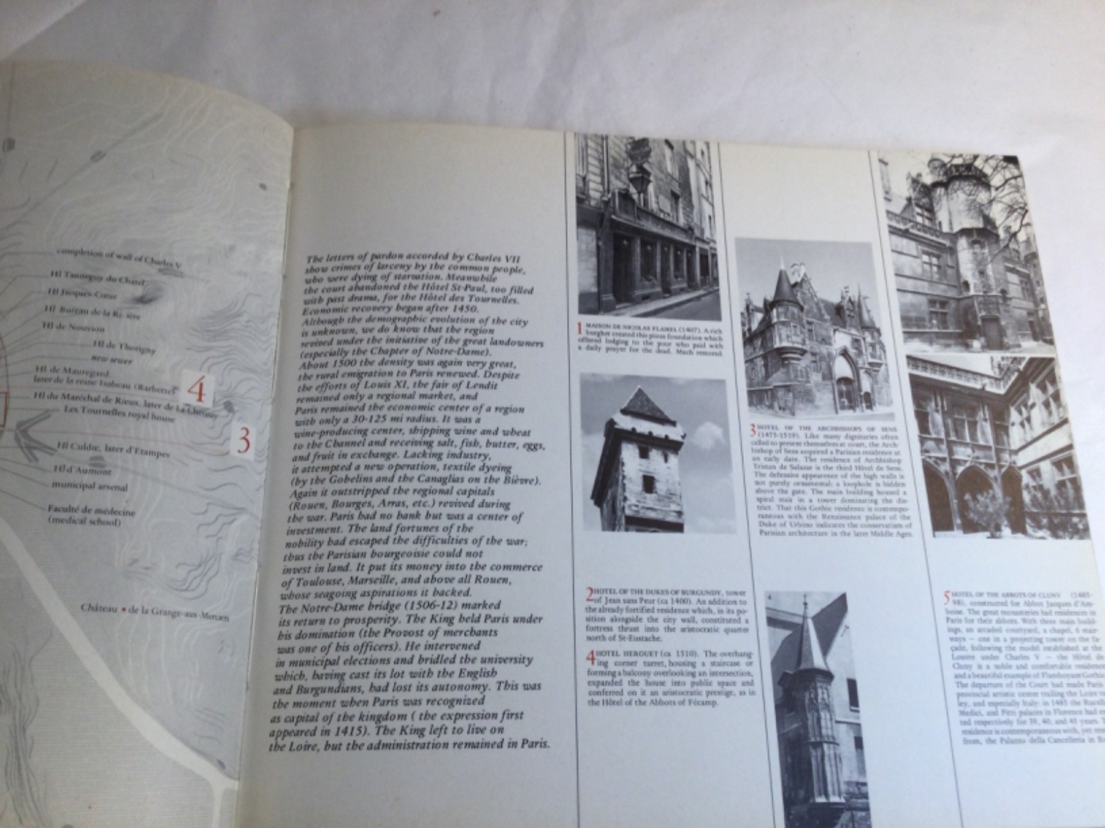 Paris through out the ages, Couperie, 1968, HCDJ.