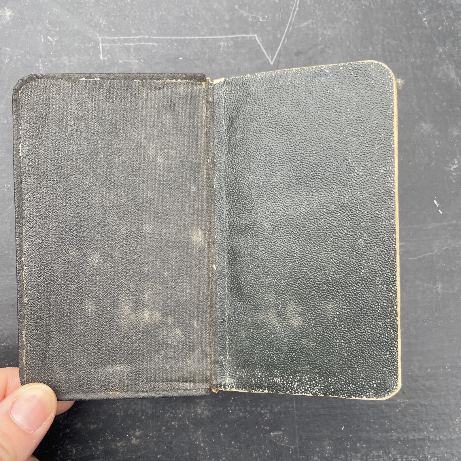 Vintage Bible New Testament Pocket Size 1940s Unknown Edition Mini
