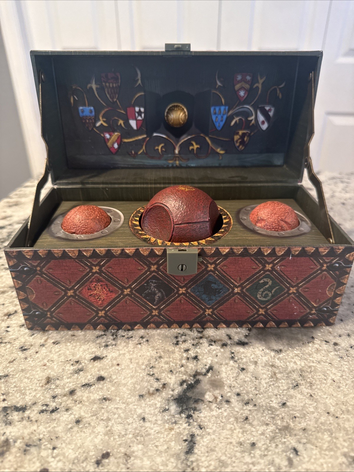 Harry Potter: Collectible Quidditch Set by Running Press