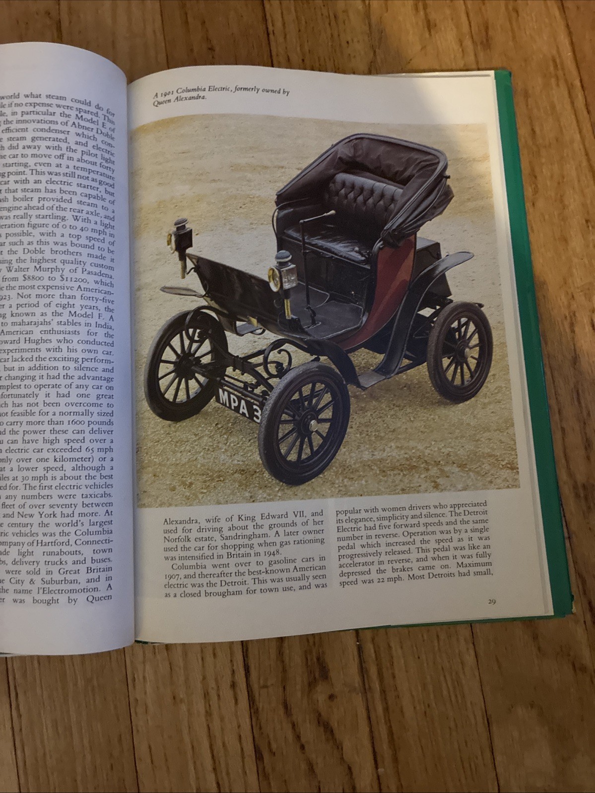 Antique Cars Golden Highlights Library By Lord Montagu of Beaulieu Hardcover