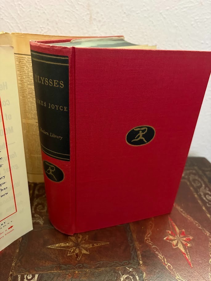 ULYSSES by JAMES JOYCE MODERN LIBRARY GIANT #G52 1961 HC/DJ EUC