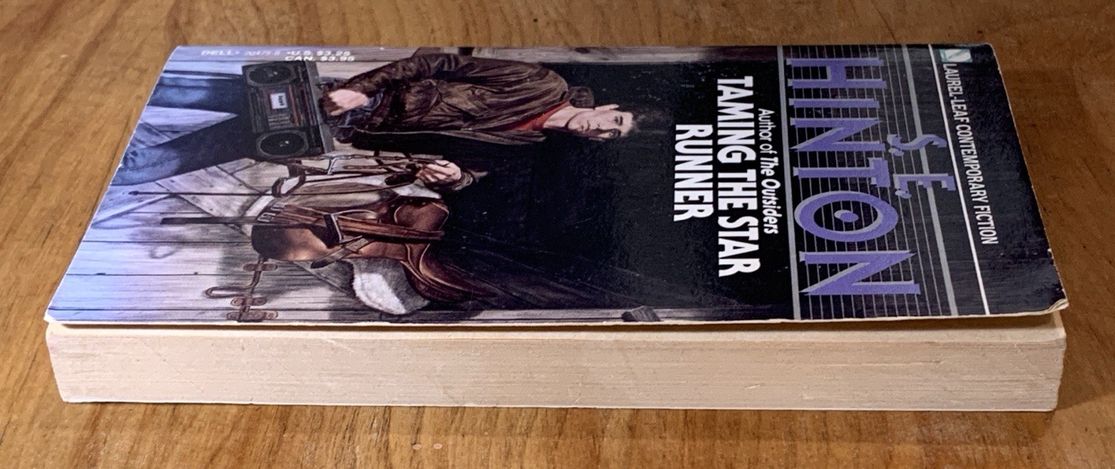 Taming The Star Runner by S.E. Hinton – VG+ vintage 1989 Laurel Leaf teen pb