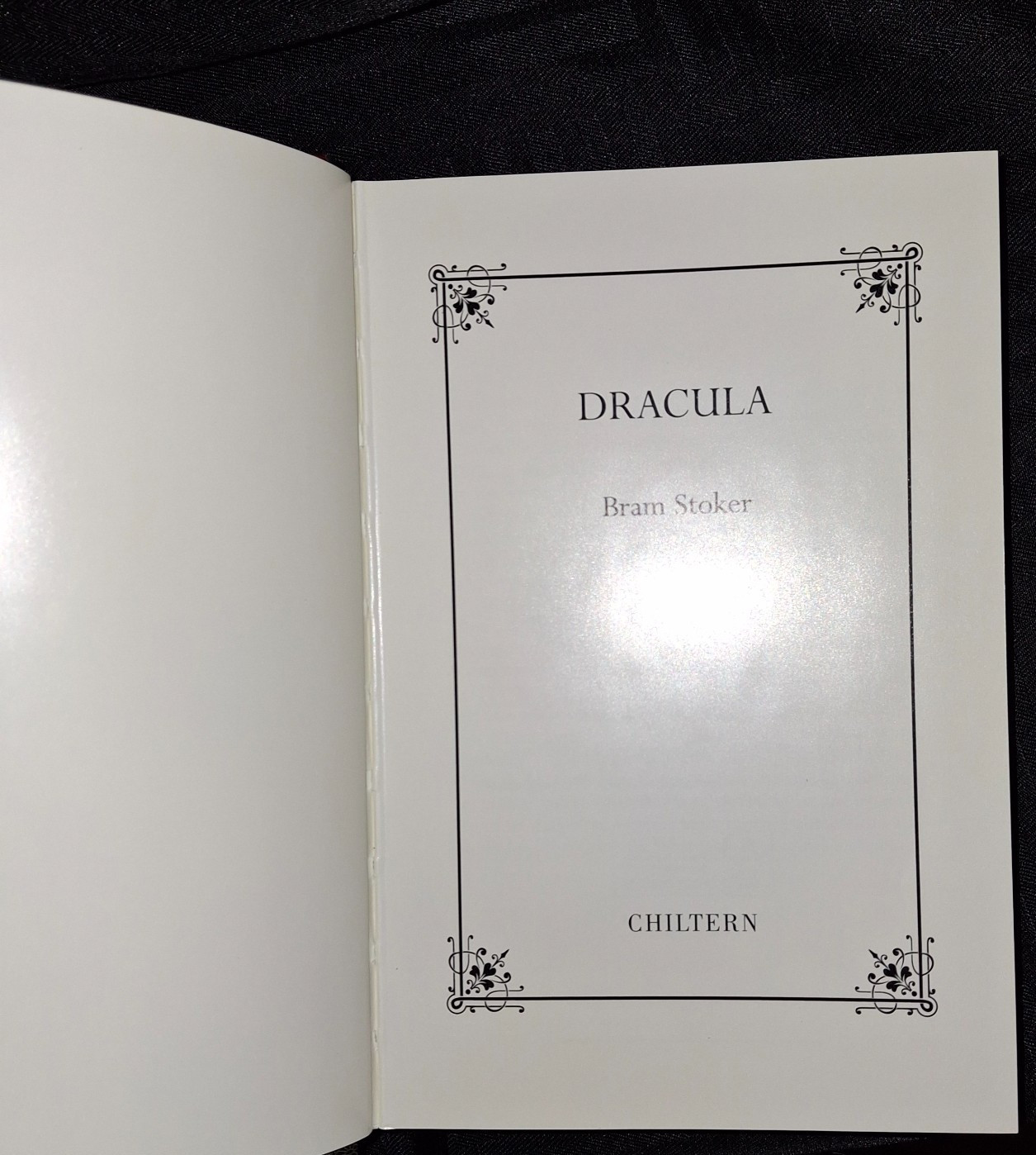 Dracula Bram Stoker Chiltern Edition 2020 Classic Horror Book Decorative Cover