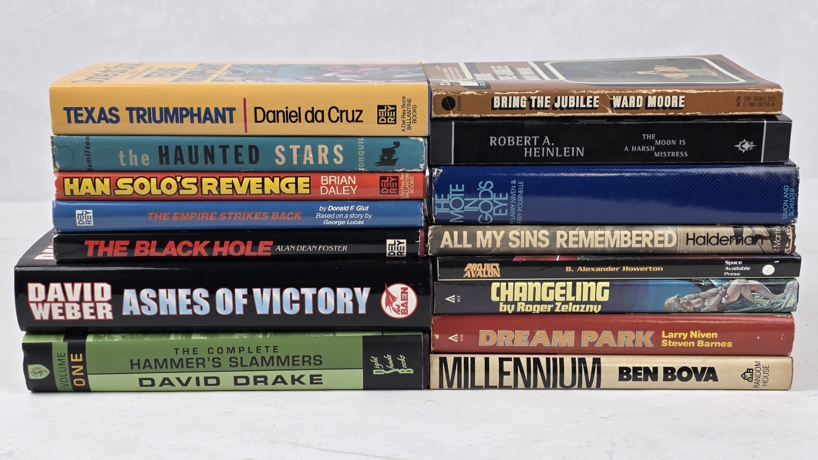 Lot of 15 Vintage Sci-Fi / Fantasy Books Star Wars Black Hole Millennium Avalon