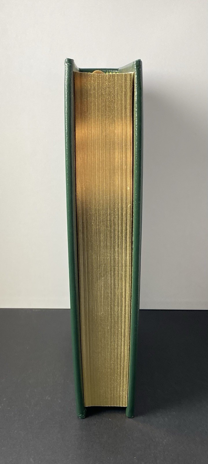 WICKED: 25TH ANNIVERSARY EDITION – Gregory Maguire – SIGNED Easton Press Leather