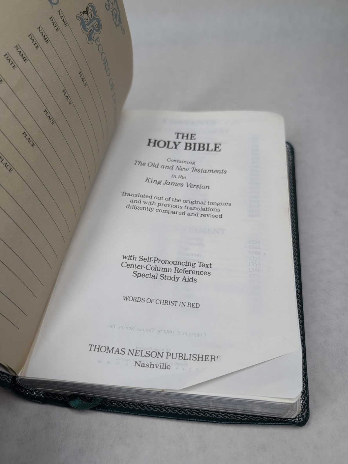 Holy Bible Nelson 595TL, Bonded Leather , Red Letter Teal, 1988