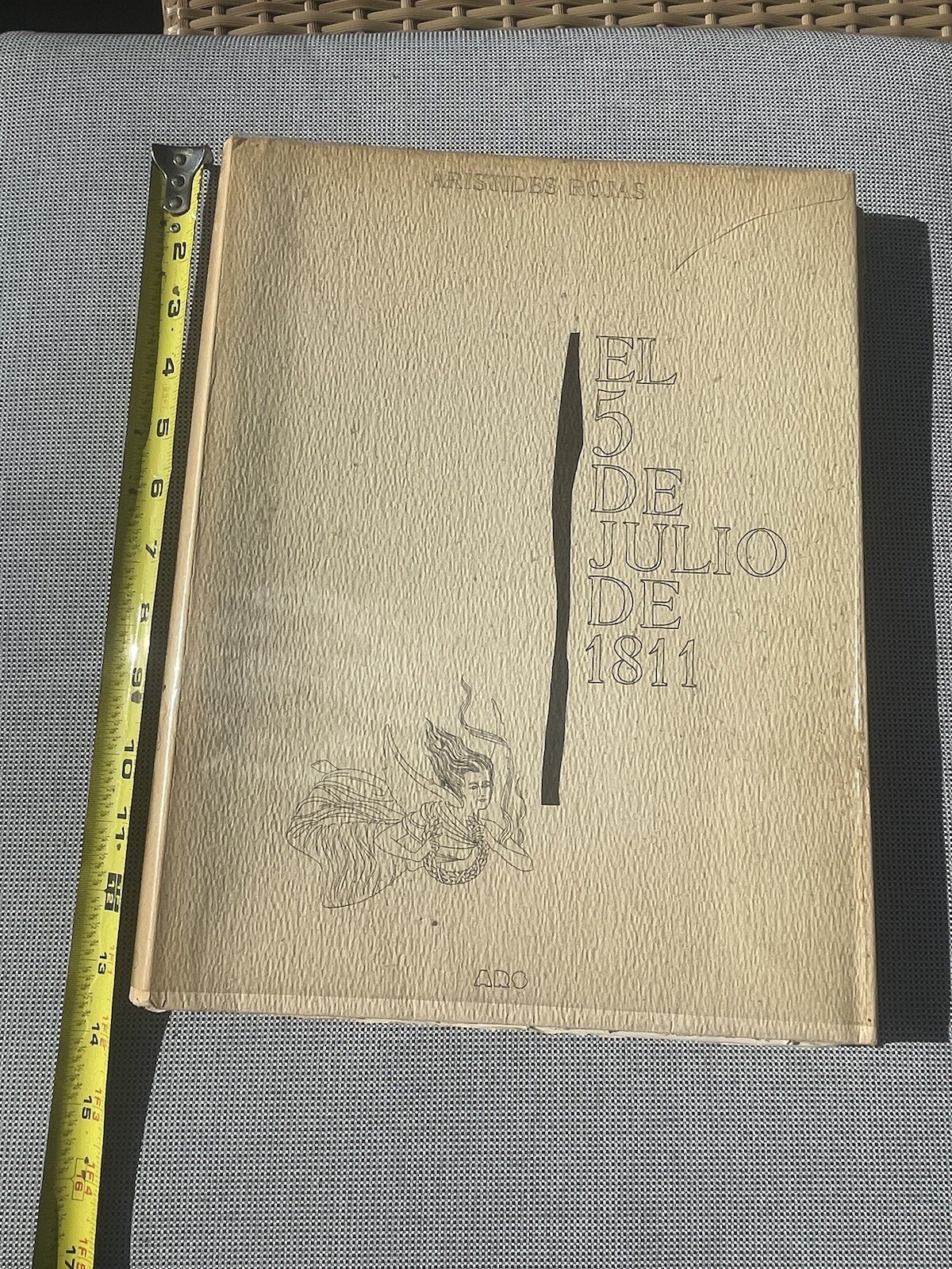 EL 19 DE ABRIL DE 1810 Book Signed ARISTIDES ROJAS luxury edition