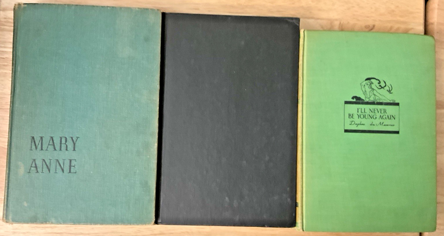 Lot-3 HB Daphne Du Maurier: Mary Anne, The Parasites, I’ll Never Be Young Again