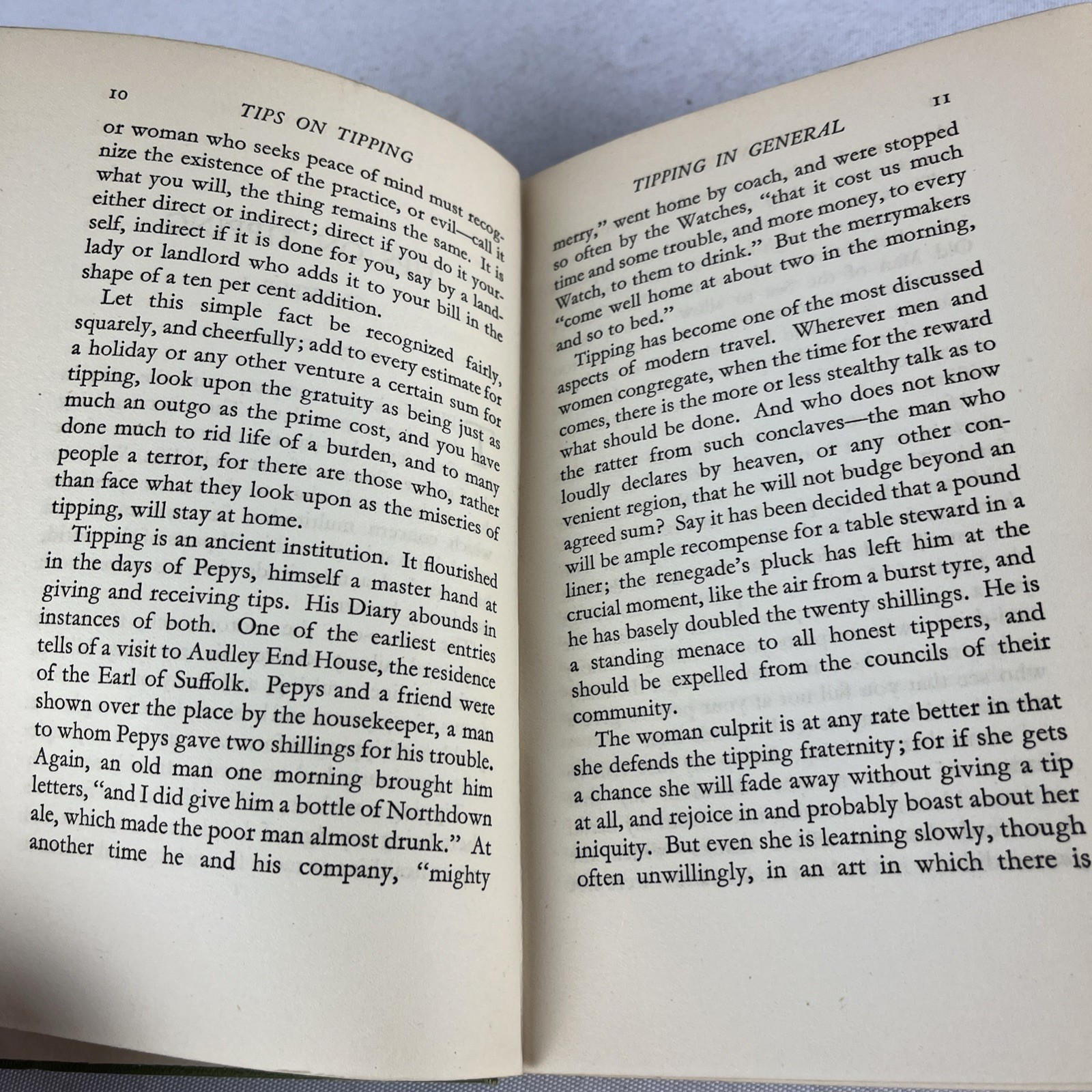 Tips on Tipping by Experienced Hands – Frederick Warne – HC – 1933