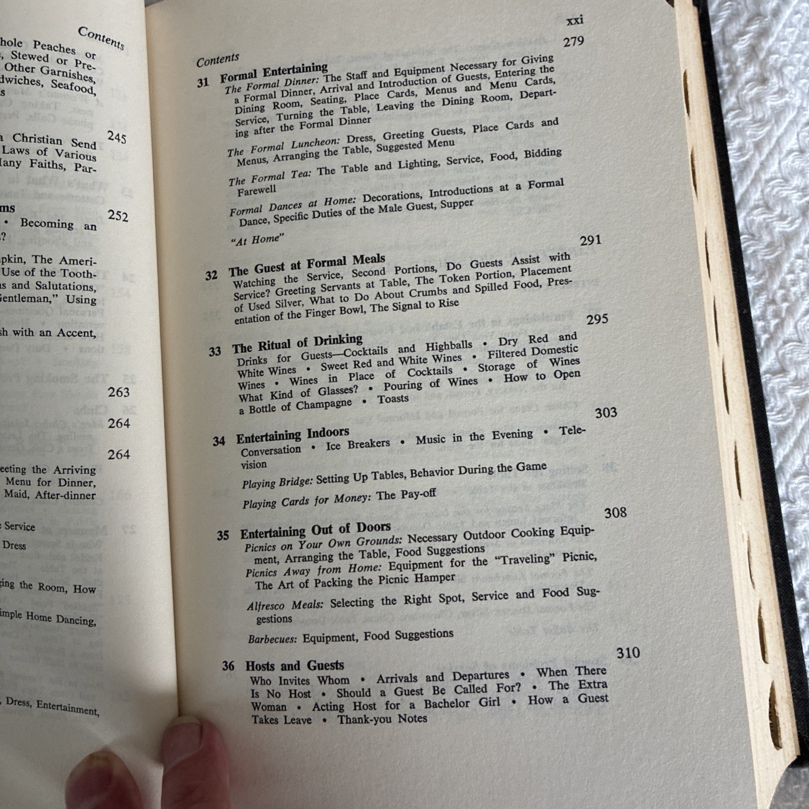 Amy Vanderbilt’s New Complete Book of Etiquette, Copyright 1967 Doubleday HC