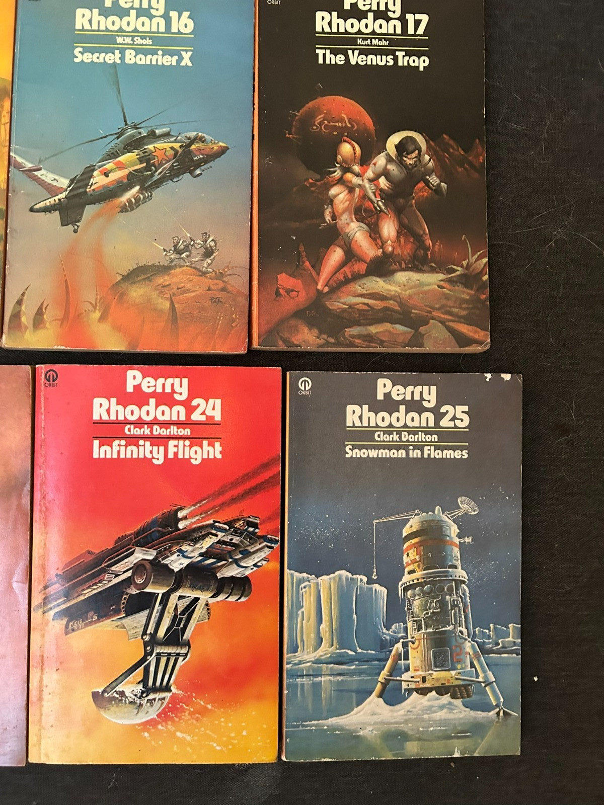Full set Perry Rhodan books 1970’s Chris Foss covers 25 paperbacks