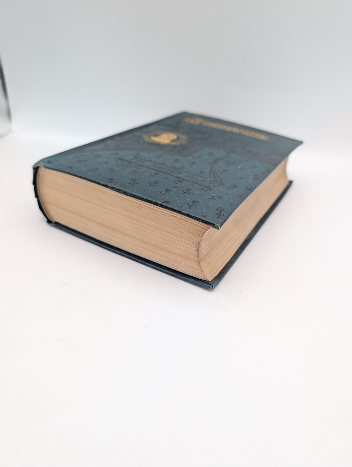 Antique 1880s Sir Walter Scott 3-Volume Hardcover Set – DeWolfe Fiske & Co. – De
