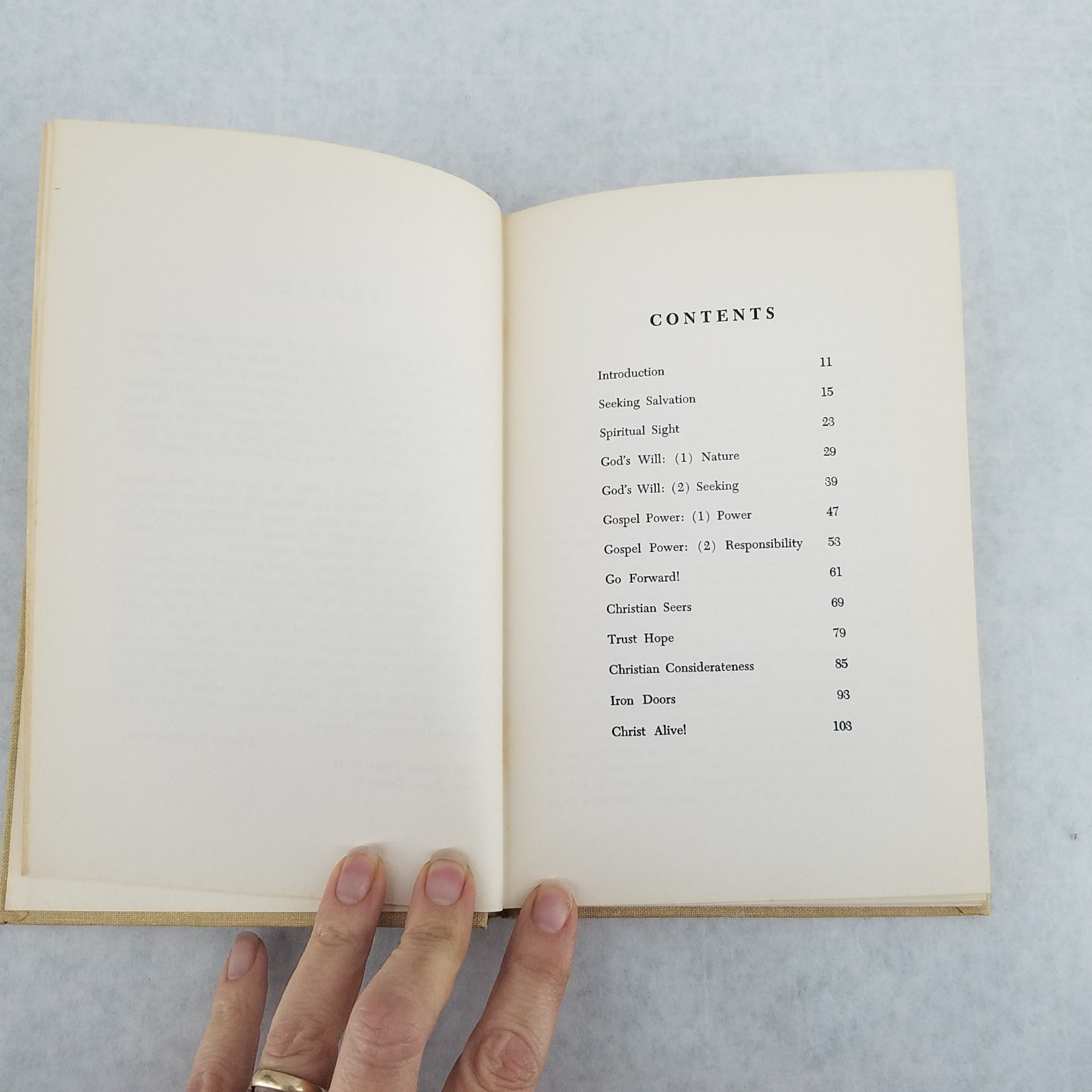 Christians Can Conquer – 1964 1st Edition Hardcover by Robert Edward Humphreys