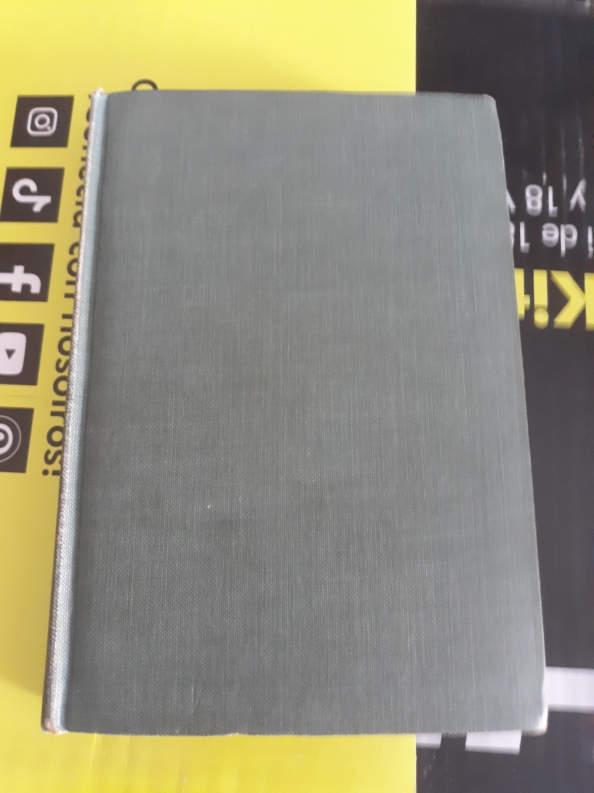 1912 SELF HELP book HOW TO Develop SELF CONFIDENCE IN SPEECH & MANNER Kleiser