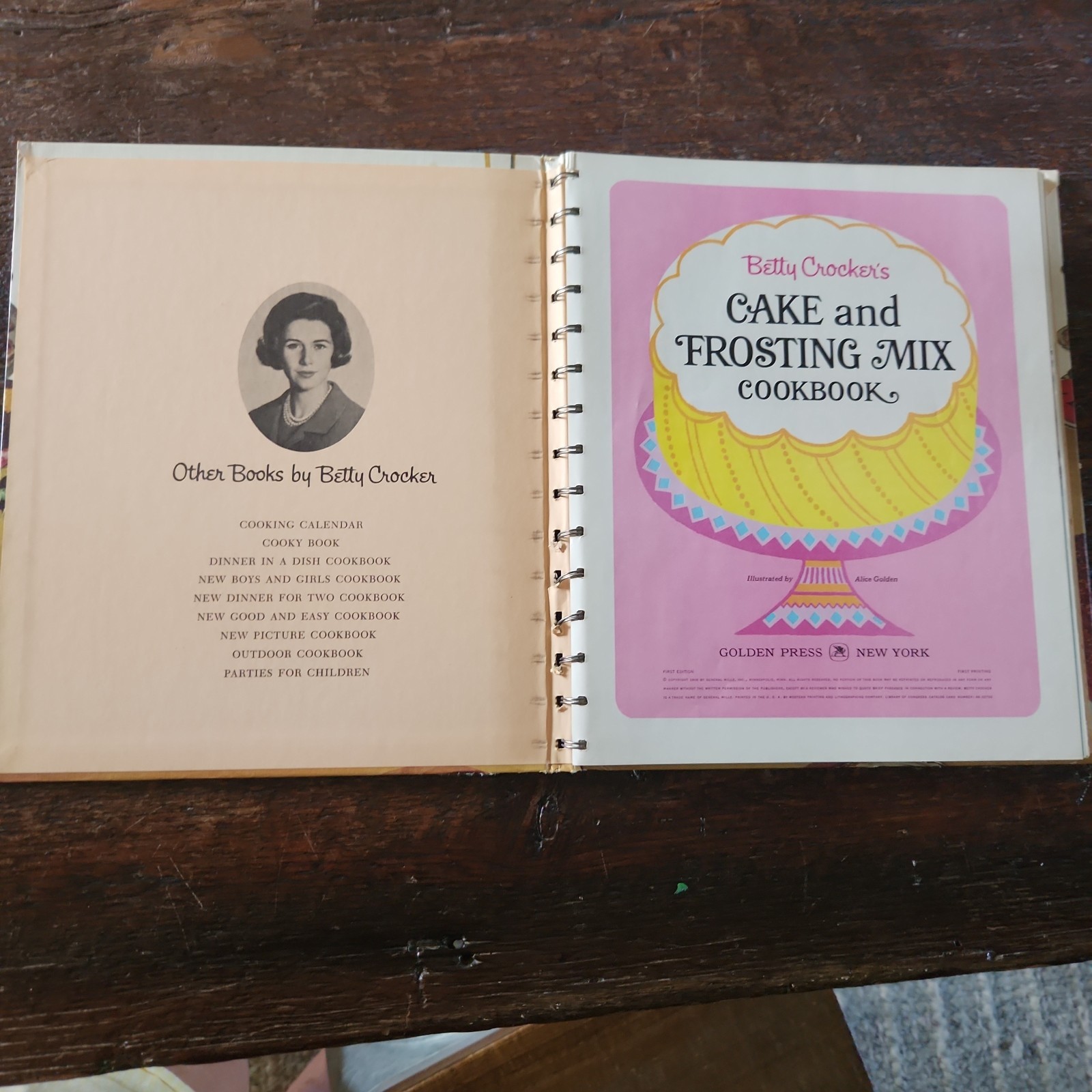 Betty Crocker Cake & Frosting Mix Cookbook – Vintage 1966 1st Edition HC Spiral