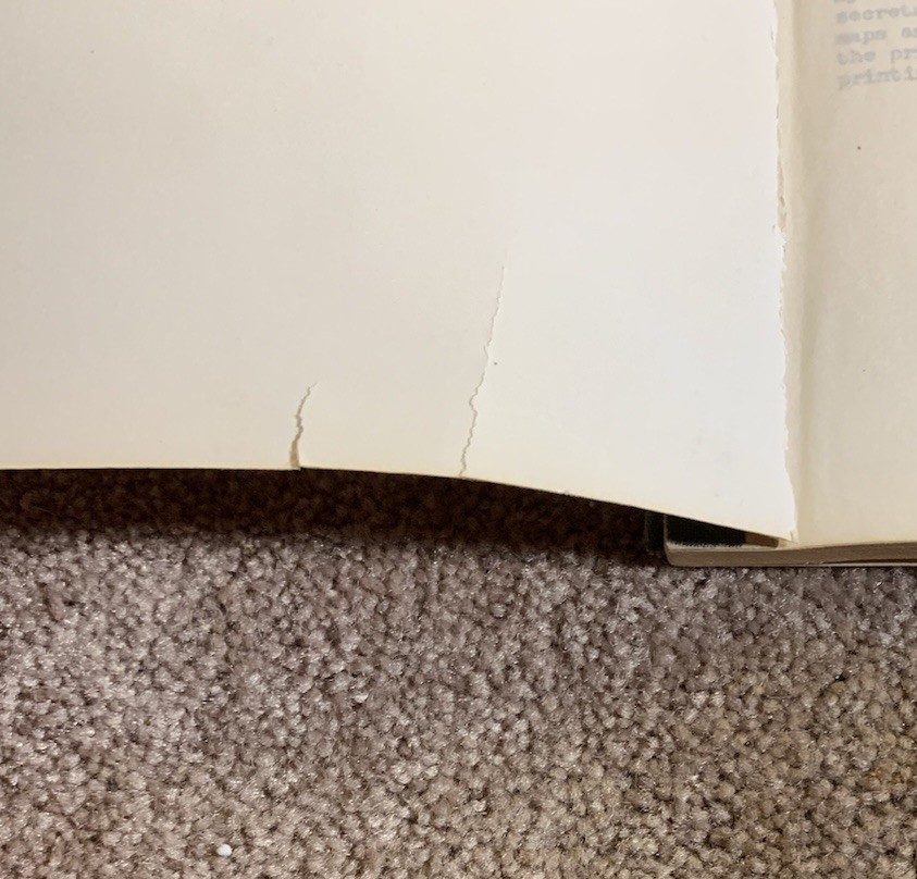 TROPIC LIGHTNING AND TARO LEAF IN KOREA 1950 MILITARY WAR BOOK INCLUDES 12 MAPS!