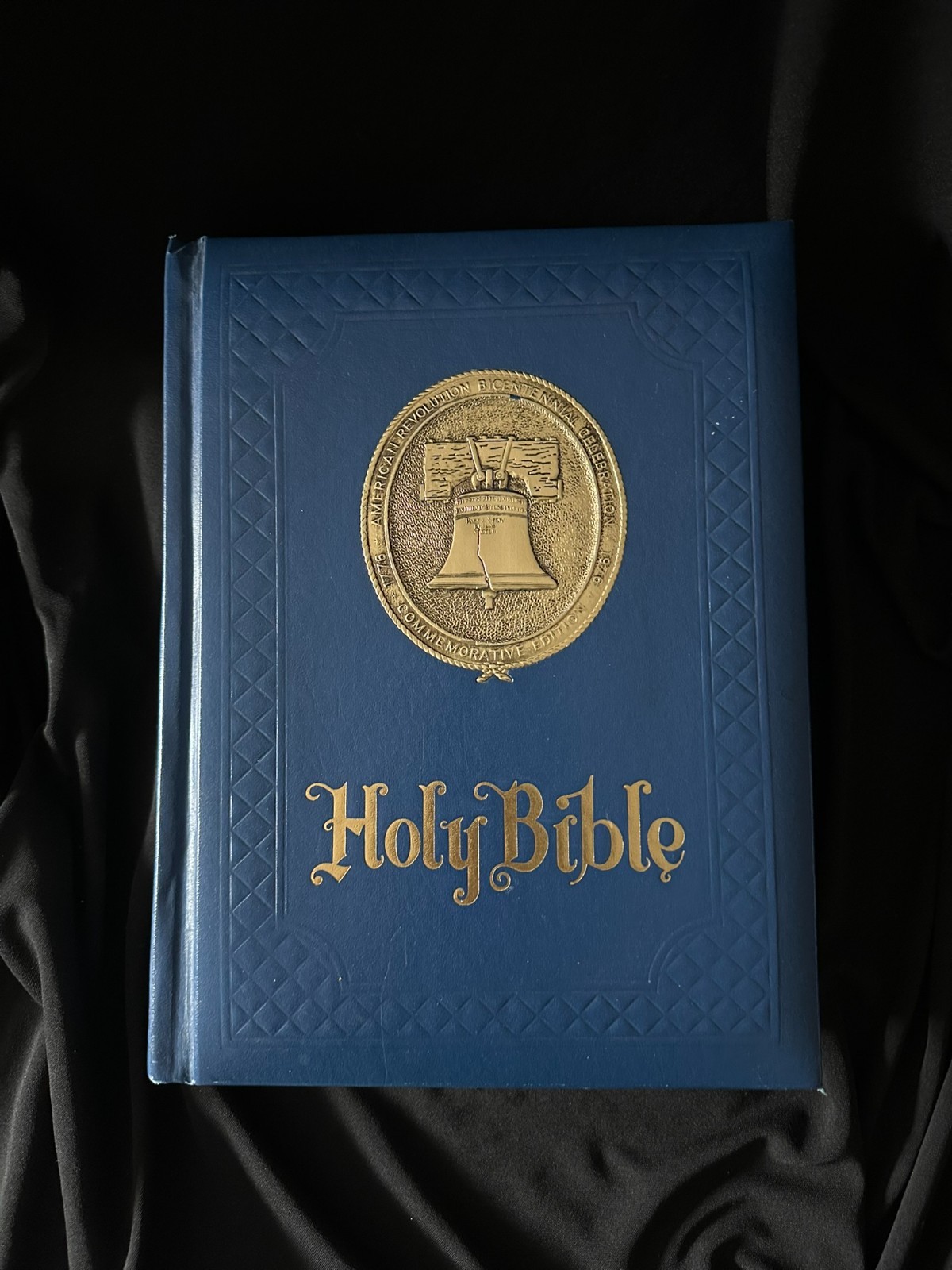Vintage 1976 (KJV) Bible – Bicentennial Commemorative Freedom edition