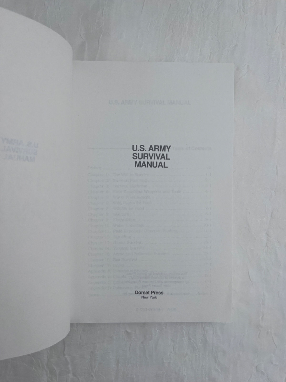 Barnes & Noble US Army Survival – FM 21-76 – Collector’s PB Book