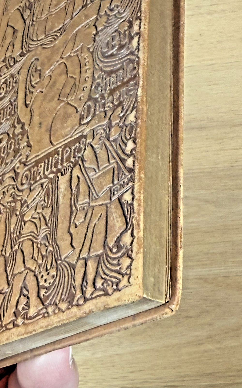 The Seven Poor Travelers / The Holly Tree 1907 Charles Dickens Embossed Leather