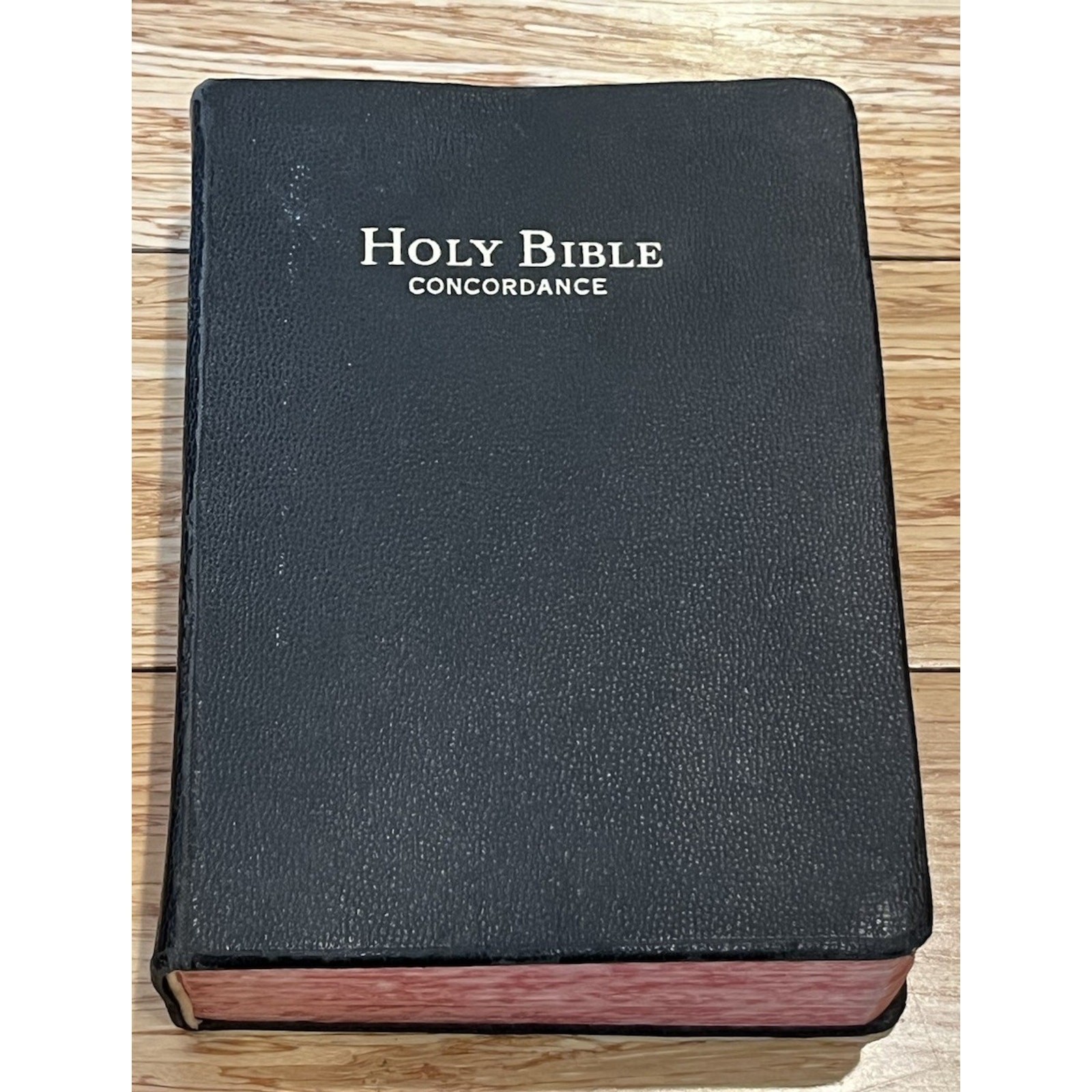 Holy Bible Concordance Revised Standard Version 1962 World Pub Self-Pronouncing