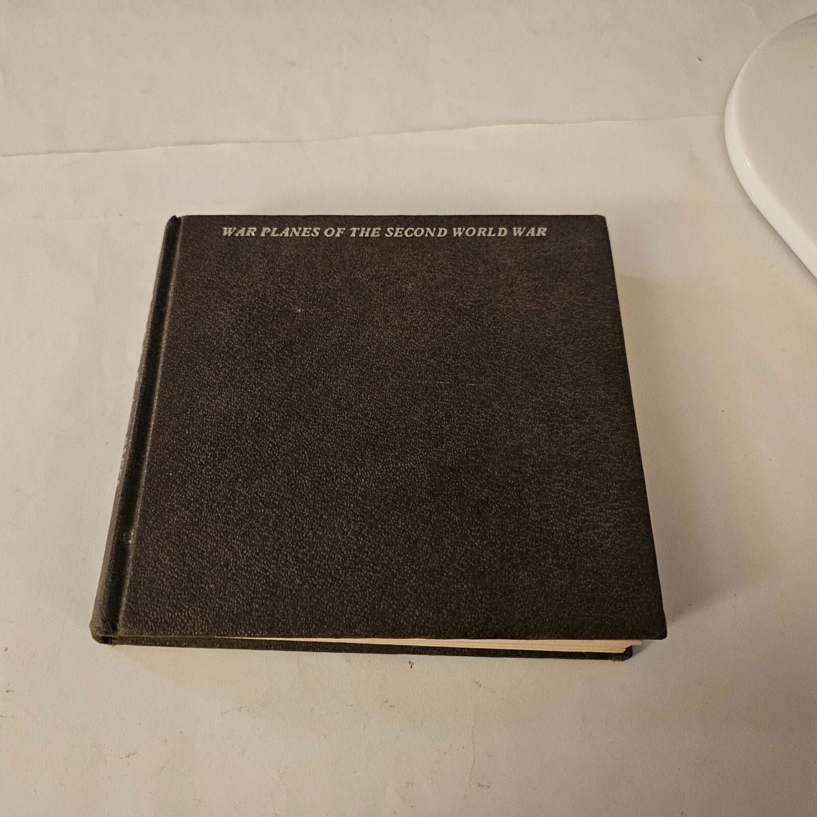 1968 BOMBERS & RECONNAISSANCE AIRCRAFT WAR PLANES SECOND WORLD WAR BOOK WWII WW2