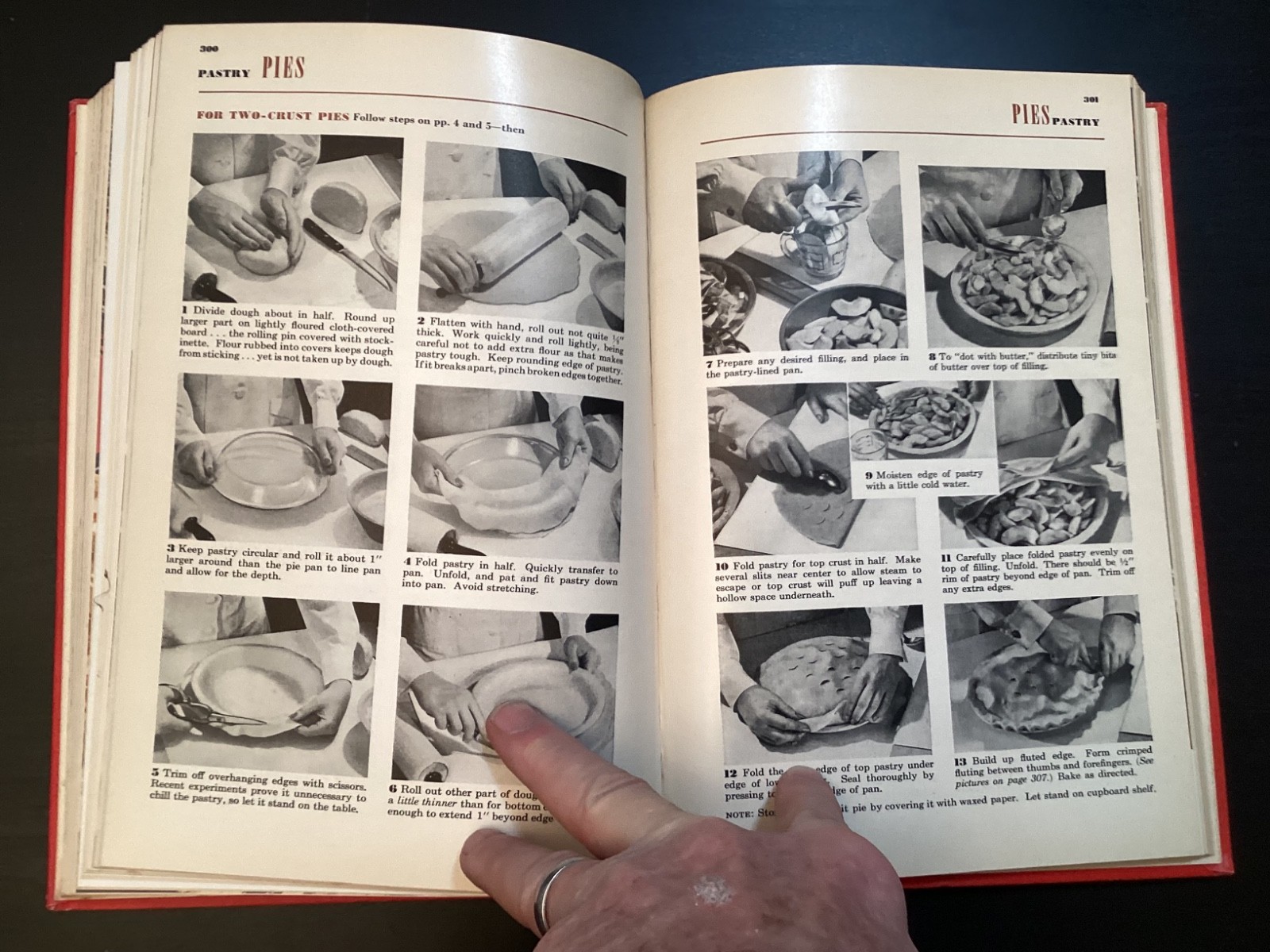 1950 Betty Crocker Picture Cookbook 1st Edition 1st Printing HC Classic