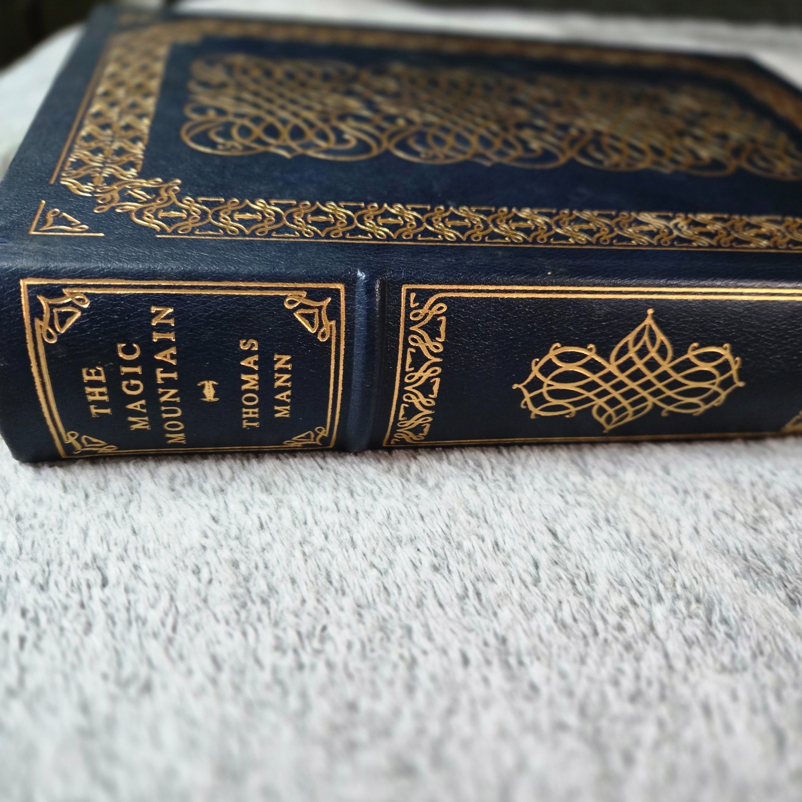 The Magic Mountain by Thomas Mann Franklin Library Leather Limited Edition 1979