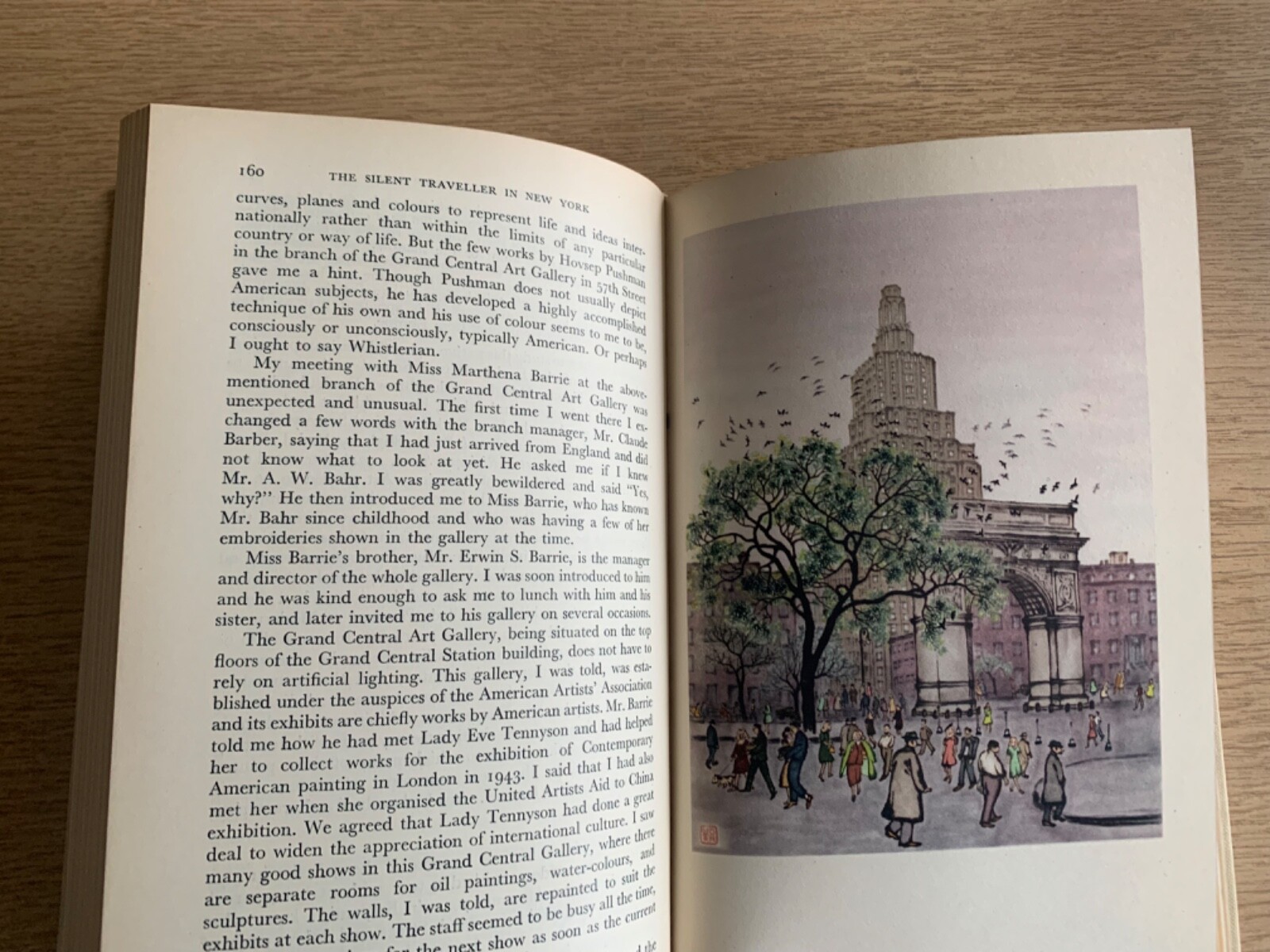 THE SILENT TRAVELLER IN NEW YORK – CHIANG YEE – Methuen, 1950