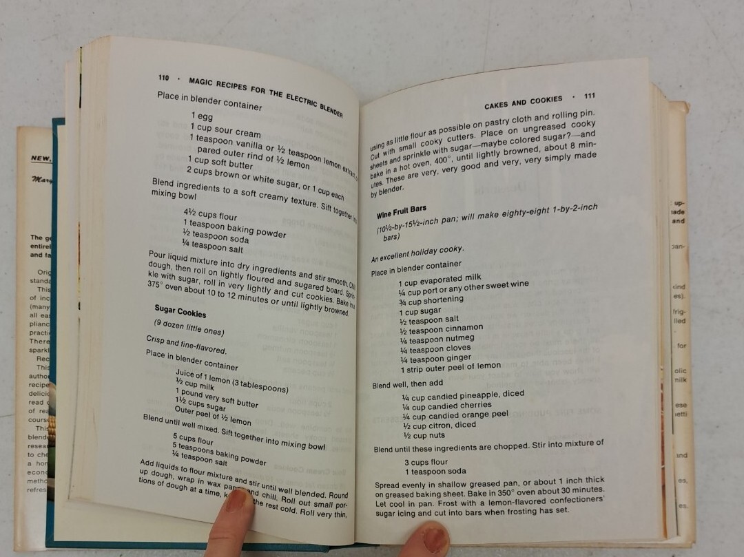Mary Meade’s Magic Recipes Deluxe 1965 Edition Ruth E. Church #5.3.38
