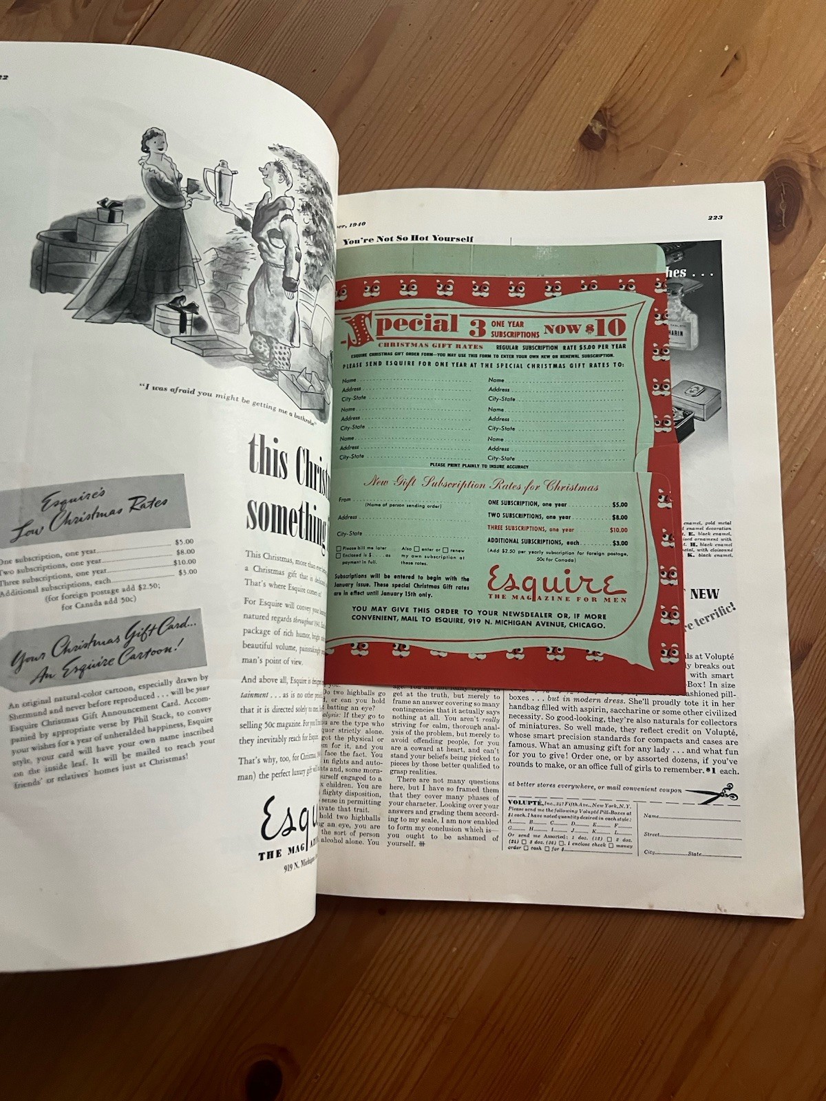 Esquire Magazine – Vintage December 1940 Christmas F. Scott Fitzgerald Varga