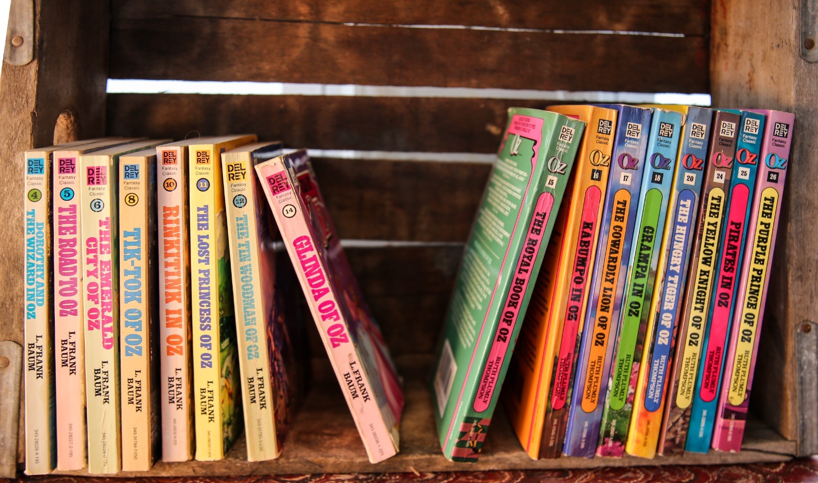 Vintage Wizard of Oz Books Lot (16)L Frank Baum Oz Series Illustrated Kids Books