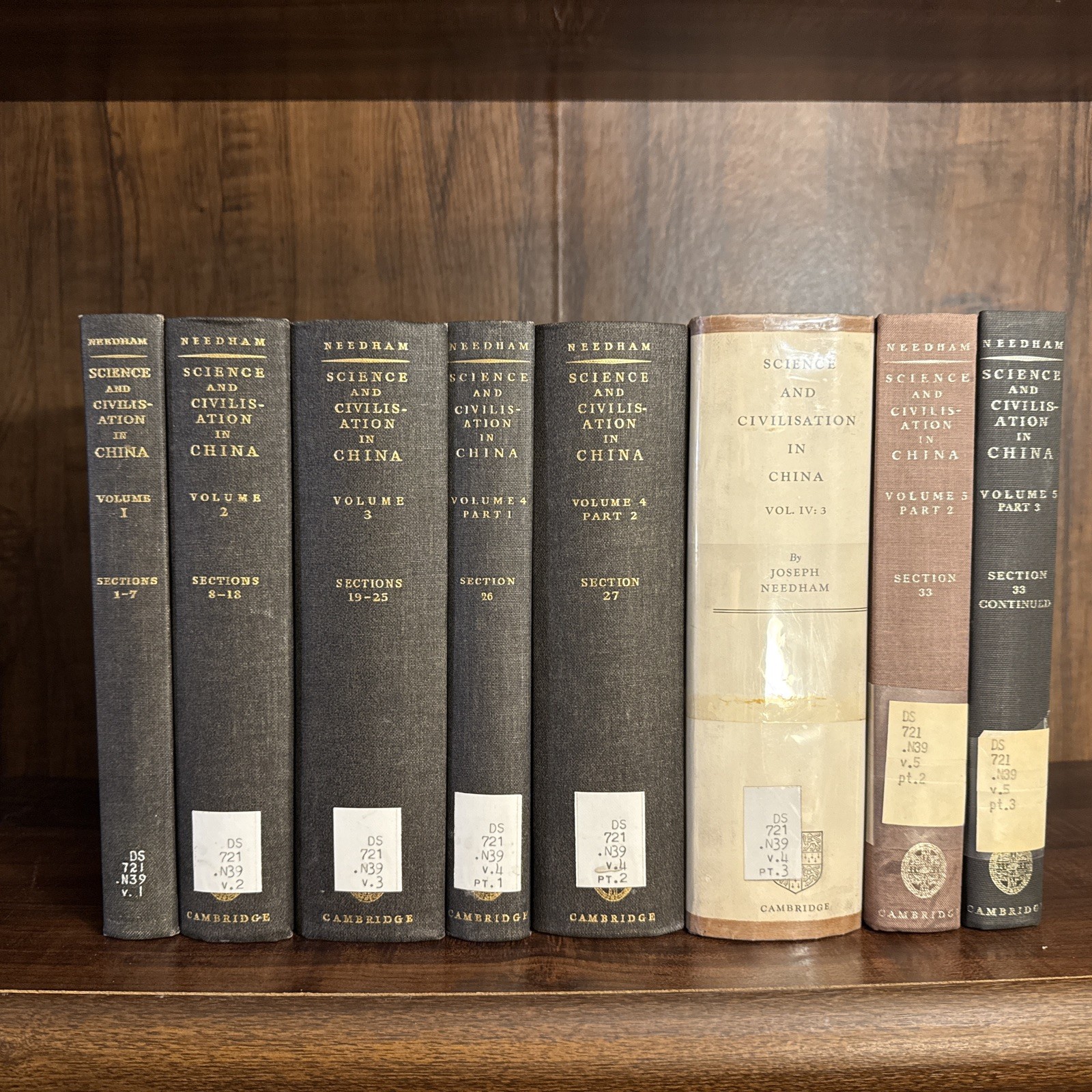 Science and Civilisation in China – 8-Volume Set (Almost Complete) – Cambridge￼