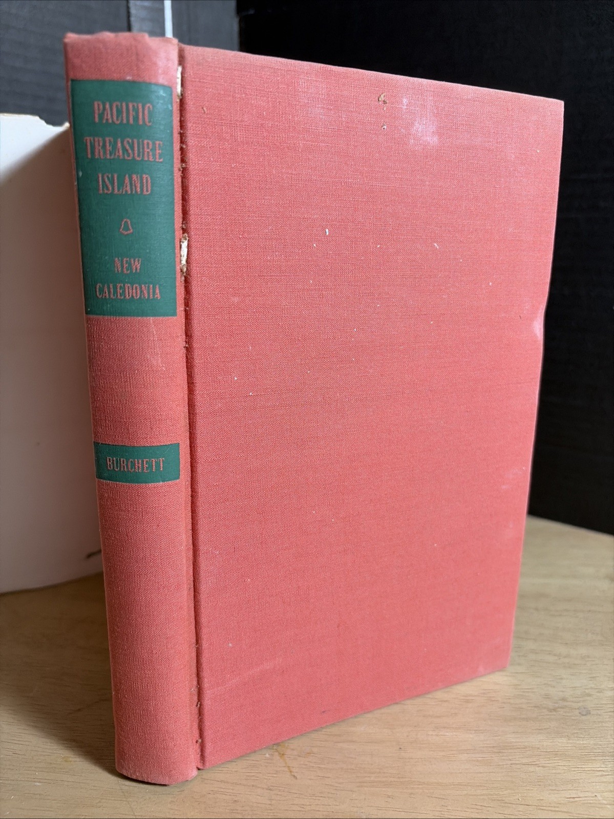Pacific Treasure Island New Caledonia by Wilfred Burchett 1942 HCDJ