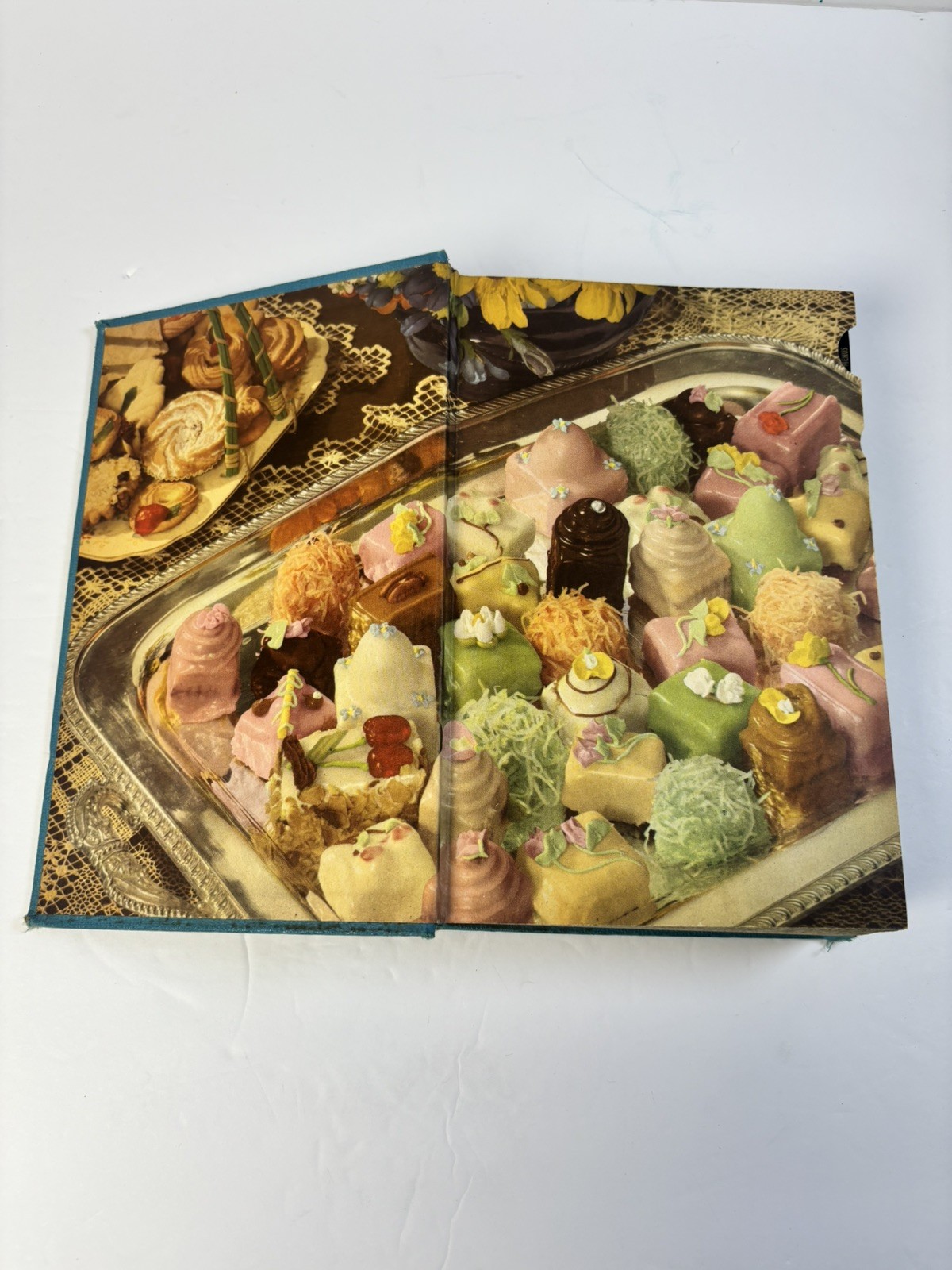 Vtg 1948 The American Woman’s Cook Book By Ruth Berolzheimer -Thumb Indexed