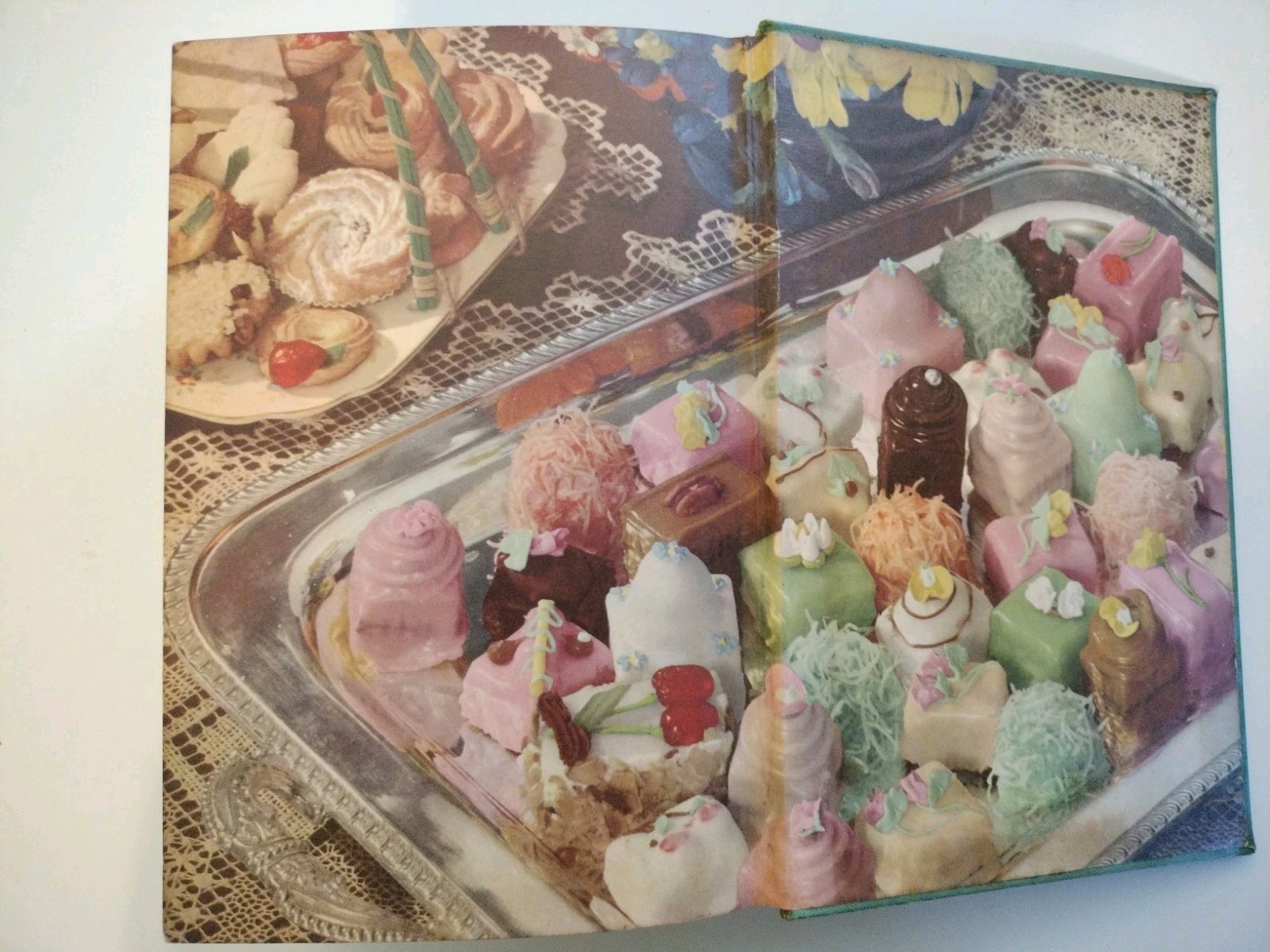The American Woman’s Cook Book by Ruth Berolzheimer, 1942 Edition, Thumb Indexed
