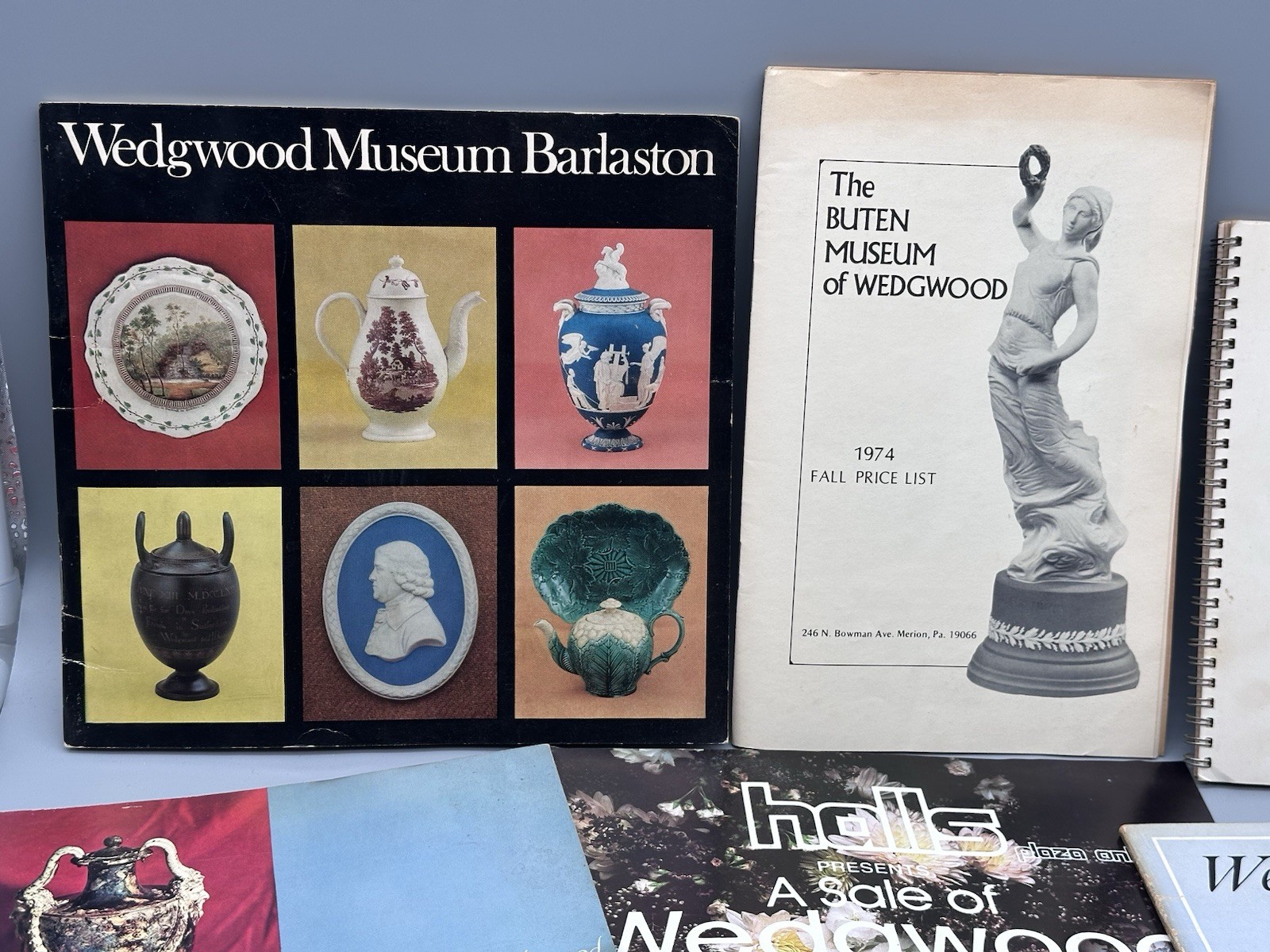 Wedgwood Lot of Vintage Books Booklets Ephemera 1950’s – 1970’s!