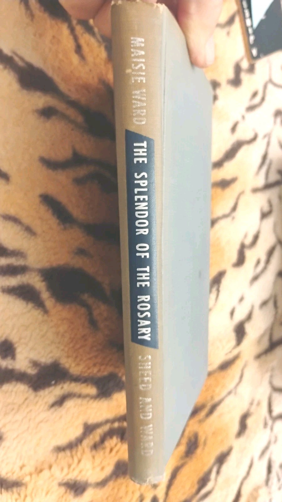 THE SPLENDOR OF THE ROSARY – Maisie Ward – 1945 1st ed – Catholic Mary