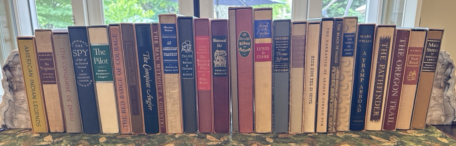 Heritage Press Americana & Exploration Collection 26 HC Slipcase (24) Sandglass