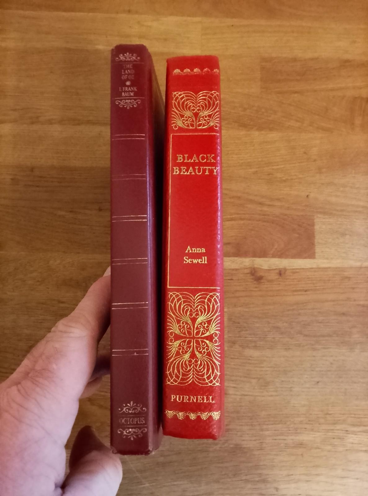 BOOK – X2 Children’s Classics HB Red Faux Leather Bundle Black Beauty Land Of Oz