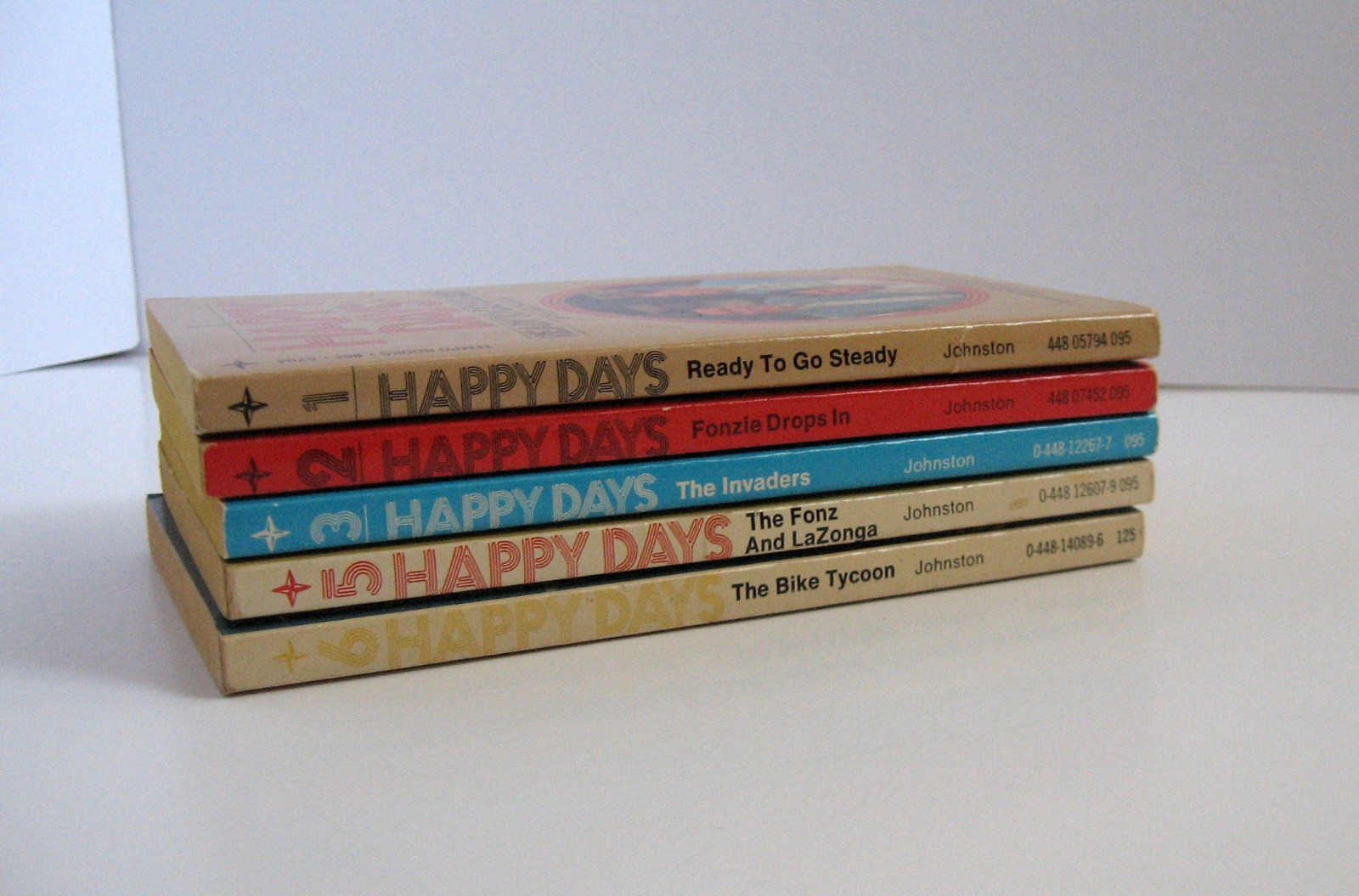 Happy Days TV Tie-In Paperbacks 1, 2, 3, 5, 6! 1974, Tempo Books! READ!