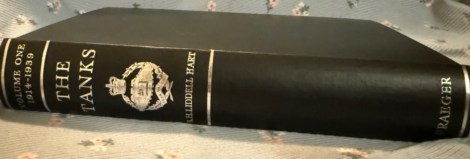 The Tanks Volume One 1914-1939 By B.H. Liddell Hart First Edition Very Good